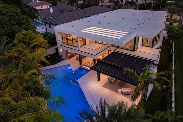 217 Thatch Palm Dr, Boca Raton, FL 33432 - bird's eye view of a pool area