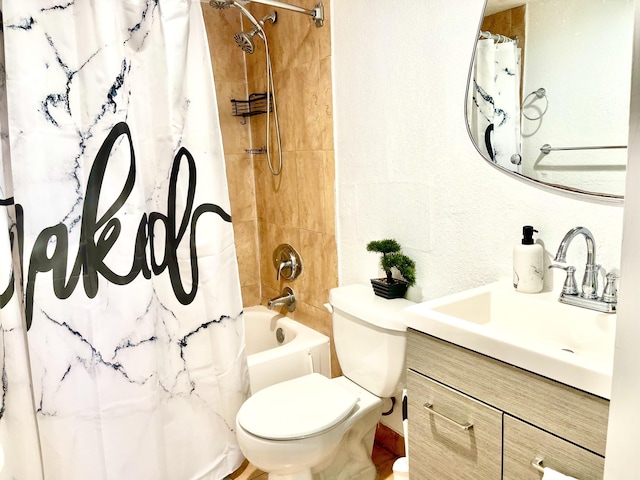 4172 Inverrary Dr Unit 507, Lauderhill, FL 33319 - full bath featuring vanity, toilet, and shower / tub combo with curtain