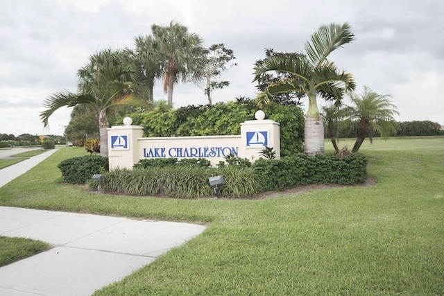 7997 Lakewood Cove Ct, Lake Worth, FL 33467 - community sign featuring a lawn