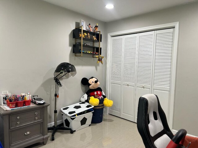 home office with light floors