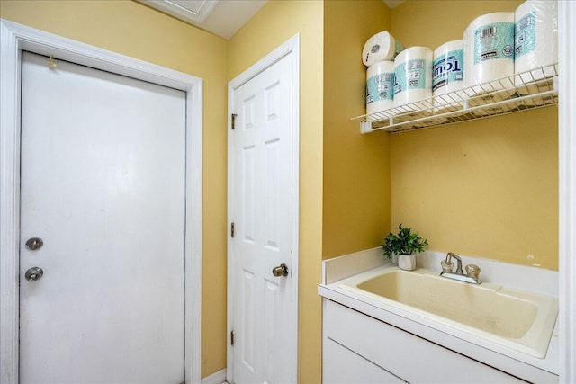 761 SW Lighthouse Dr, Palm City, FL 34990 - bathroom with a sink