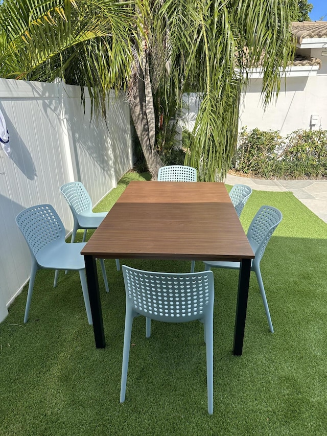 5111 NE 27th Ter NE, Lighthouse Point, FL 33064 - view of patio featuring outdoor dining area