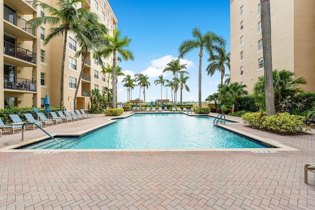 1801 N Flagler Dr Unit 828, West Palm Beach, FL 33407 - community pool with a patio area