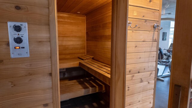 9500 S Ocean Dr Unit 1502, Jensen Beach, FL 34957 - view of relaxing sauna / steam room