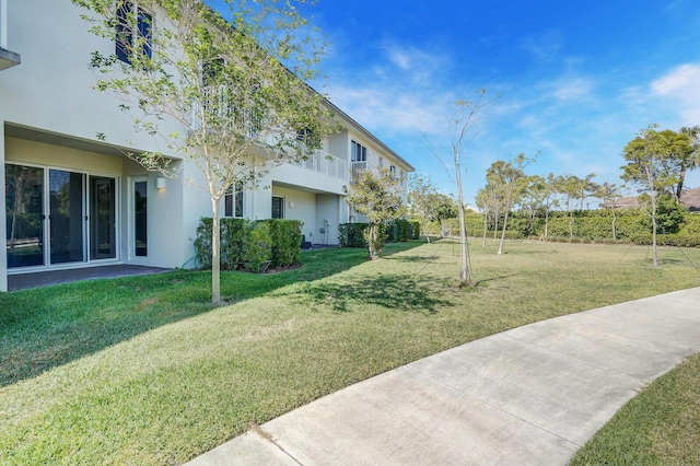 340 Pioneer Way, Royal Palm Beach, FL 33411 - view of yard