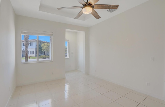 340 Pioneer Way, Royal Palm Beach, FL 33411 - empty room featuring a ceiling fan