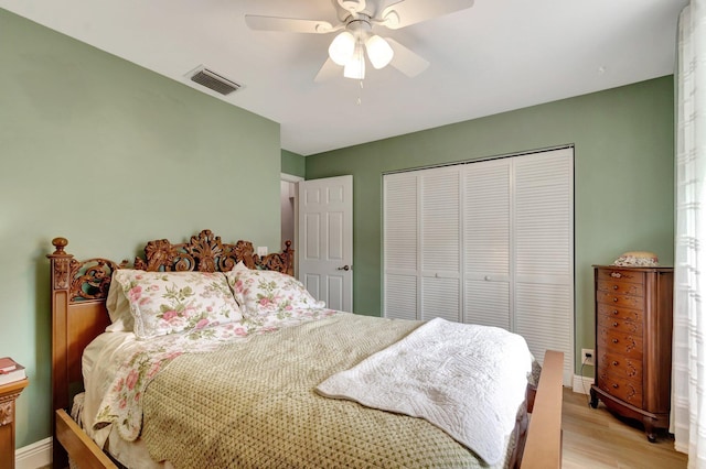 3516 Westminster Dr, Greenacres, FL 33463 - bedroom with a closet, light wood-style flooring, baseboards, and ceiling fan