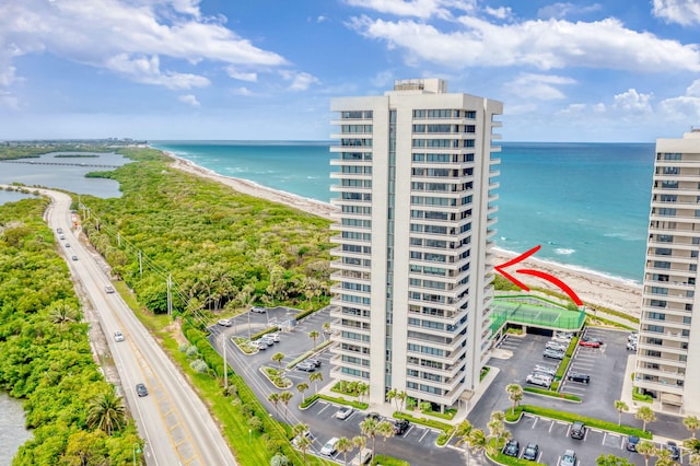 bird's eye view featuring a water view