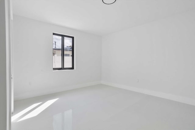 20685 NE 2nd Ave, Miami, FL 33179 - unfurnished room with baseboards