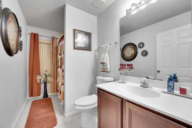 full bathroom featuring visible vents, tile patterned flooring, vanity, curtained shower, and toilet