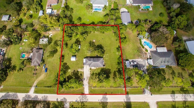 17917 49th St N, Loxahatchee, FL 33470 - aerial view of property's location with property parcel outlined and a pool