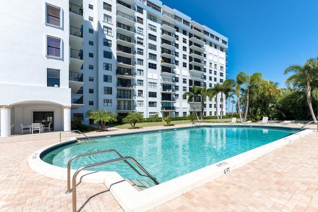 3800 Washington Rd Unit 1002, West Palm Beach, FL 33405 - view of community pool