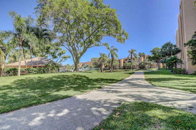 950 Egret Cir Unit 5409, Delray Beach, FL 33444 - view of community featuring a yard