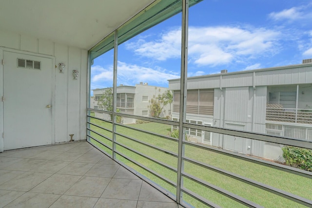 view of unfurnished sunroom