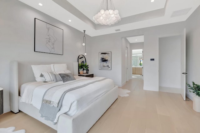 bedroom featuring baseboards, recessed lighting, and visible vents