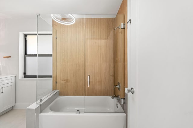 1516 Wagner Cir, Lake Clarke Shores, FL 33406 - full bathroom featuring tub / shower combination