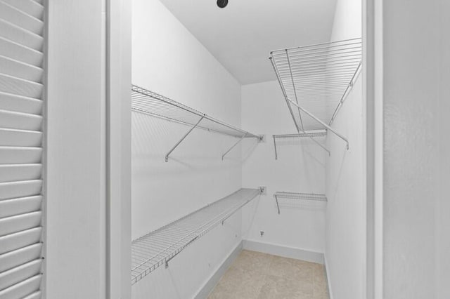 556 Mansfield N, Boca Raton, FL 33434 - view of walk in closet