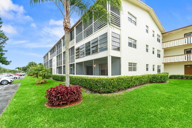 556 Mansfield N, Boca Raton, FL 33434 - view of building exterior
