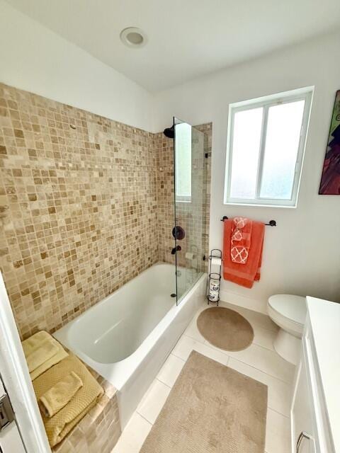 5534 Ainsley Ct, Boynton Beach, FL 33437 - bathroom featuring tile patterned flooring, toilet, and shower / tub combination