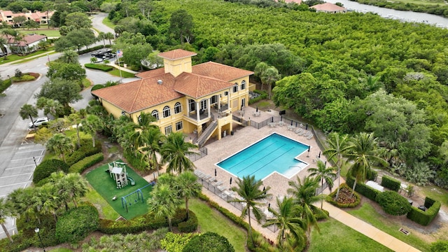 birds eye view of property