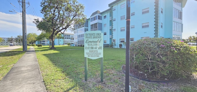 4141 NW 44th Ave Unit 217, Lauderdale Lakes, FL 33319 - view of property's community with a yard