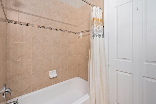 10327 SW W Park Ave, Port Saint Lucie, FL 34987 - bathroom with shower / bath combination with curtain