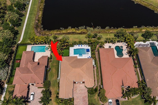 132 Steeple Cir, Jupiter, FL 33458 - bird's eye view of a pool