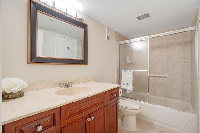 7240 Huntington Ln Unit 105, Delray Beach, FL 33446 - full bathroom featuring toilet, visible vents, bath / shower combo with glass door, and vanity