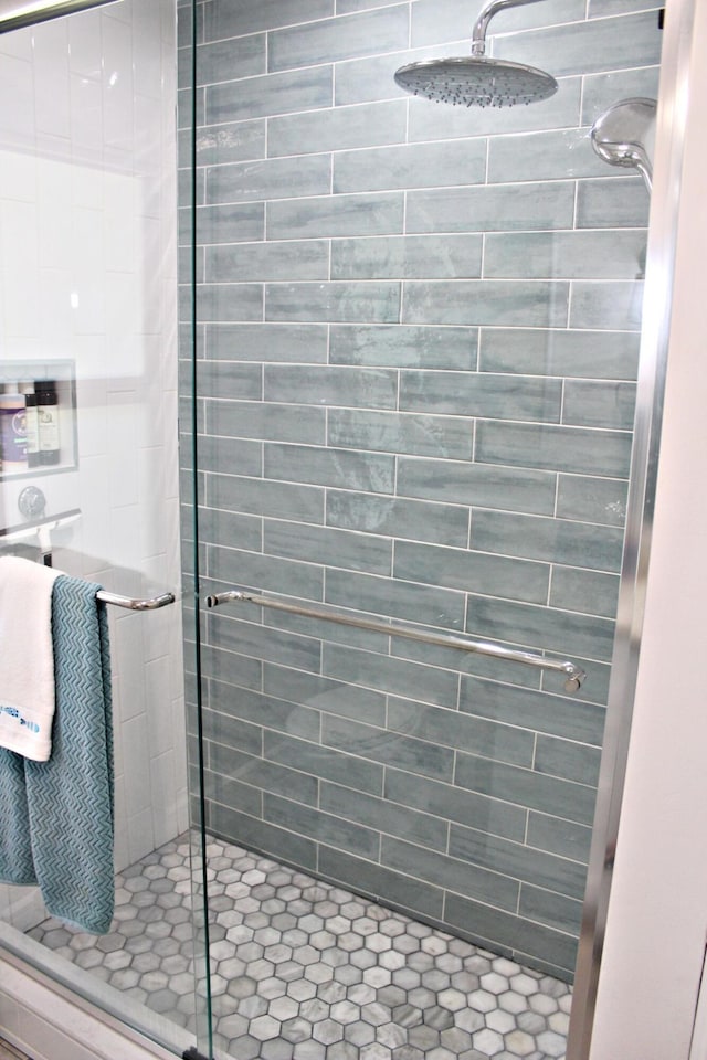 8005 SW Yachtsmans Dr, Stuart, FL 34997 - full bath featuring a shower stall