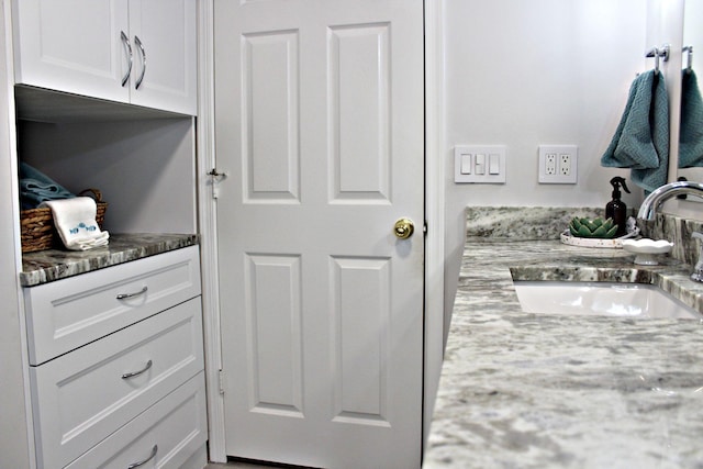 8005 SW Yachtsmans Dr, Stuart, FL 34997 - bathroom with a sink