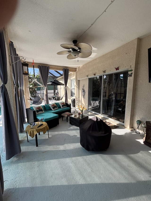 7746 99th Ct, Vero Beach, FL 32967 - view of patio / terrace with a ceiling fan