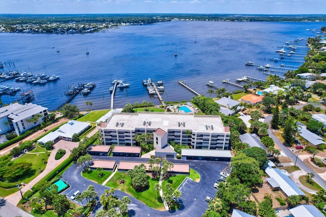 bird's eye view with a water view