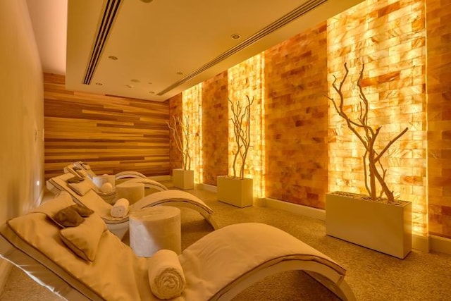 17906 Aberdeen Way, Boca Raton, FL 33496 - lobby with wooden walls