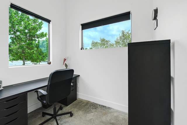 188 Yale Dr, Lake Worth Beach, FL 33460 - office space with concrete flooring and baseboards