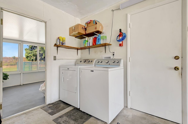 245 Bilbao St, Royal Palm Beach, FL 33411 - laundry area featuring independent washer and dryer