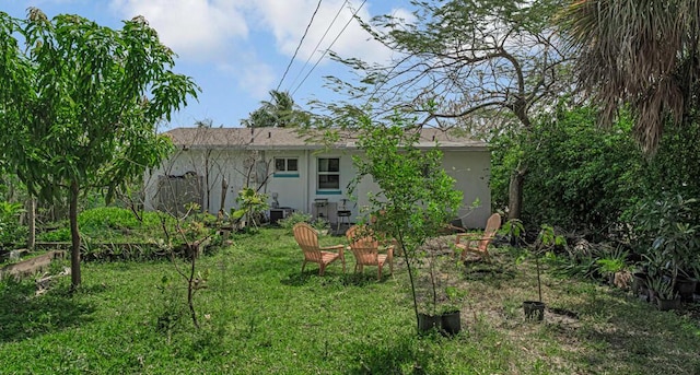 923 N H St, Lake Worth Beach, FL 33460 - view of yard