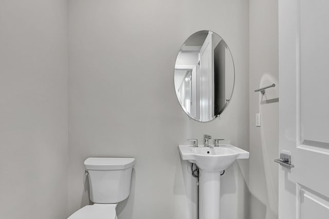 10148 Driftwood Way, Palm Beach Gardens, FL 33412 - bathroom with toilet and a sink