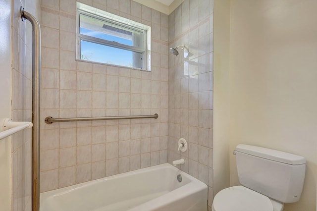 full bath with toilet and tub / shower combination