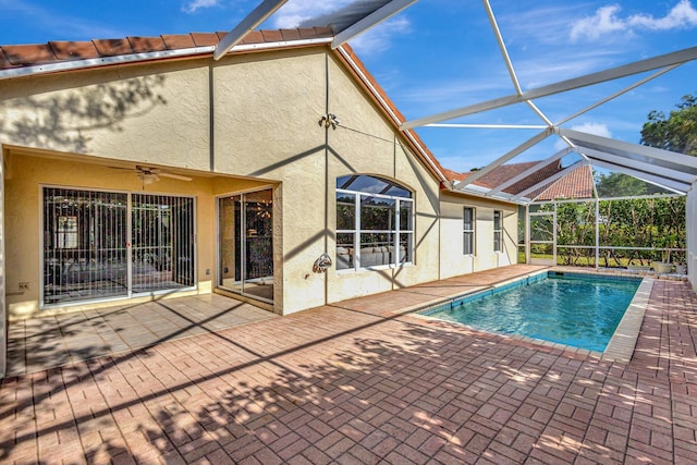 7026 Galleon Cv, Riviera Beach, FL 33418 - swimming pool with a patio and a lanai
