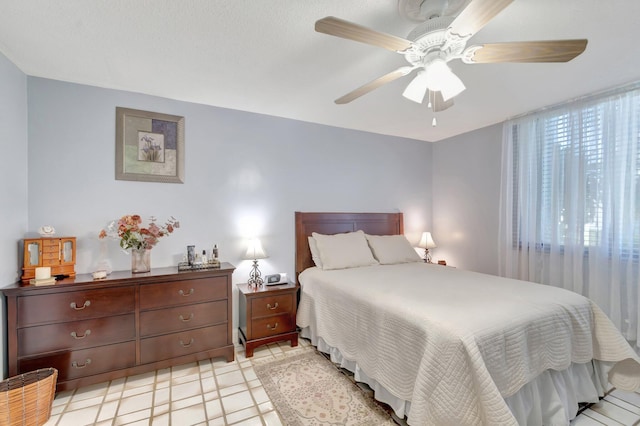 bedroom featuring ceiling fan