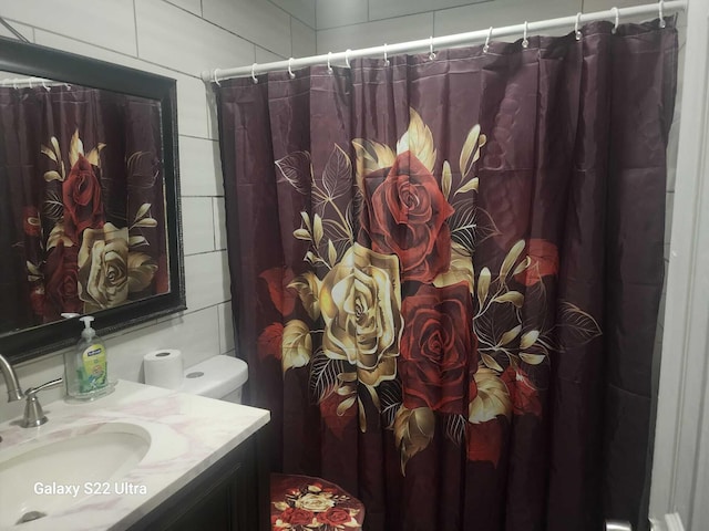1441 W Central St, Lantana, FL 33462 - full bathroom with vanity and toilet