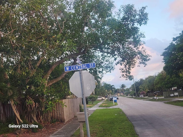 1441 W Central St, Lantana, FL 33462 - view of asphalt road featuring sidewalks and traffic signs