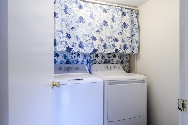 13403 Touchstone Pl Unit A-202, Palm Beach Gardens, FL 33418 - laundry area featuring independent washer and dryer