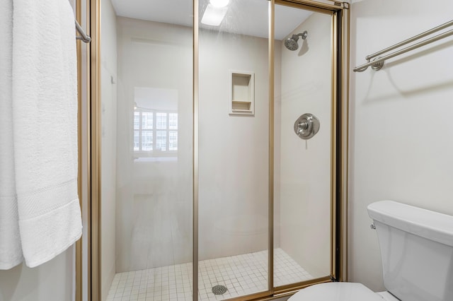911 Gardenia Dr Unit 154, Delray Beach, FL 33483 - full bath with toilet and a stall shower