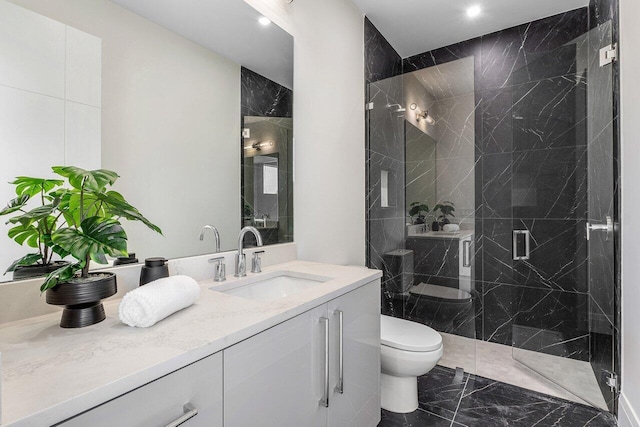 1445 NE 5th Ave, Boca Raton, FL 33432 - full bath featuring marble tiled flooring, toilet, a marble finish shower, vanity, and recessed lighting