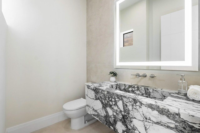 1445 NE 5th Ave, Boca Raton, FL 33432 - bathroom featuring toilet