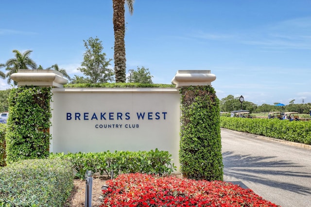 1785 Flagler Manor Cir, West Palm Beach, FL 33411 - view of community sign
