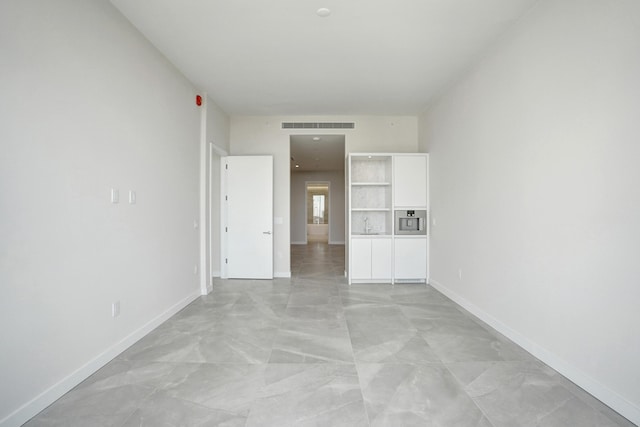 220 SE Mizner Blvd Unit Ph920, Boca Raton, FL 33432 - unfurnished room featuring baseboards