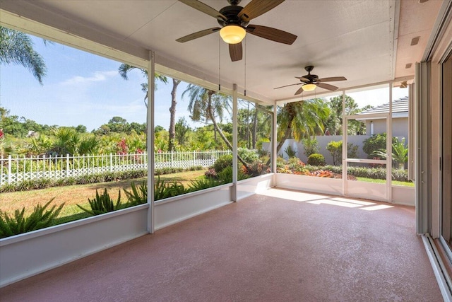4922 SE Heartleaf Ter, Hobe Sound, FL 33455 - unfurnished sunroom featuring ceiling fan