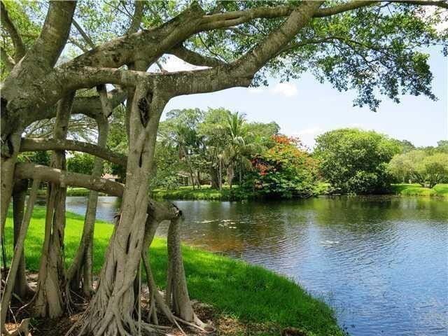 10137 Mangrove Dr Unit 203, Boynton Beach, FL 33437 - water view